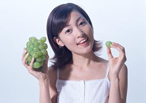心斎橋でのヒアルロン酸注入完全ガイド！若々しい肌を手に入れるための施術とクリニック選びのポイント